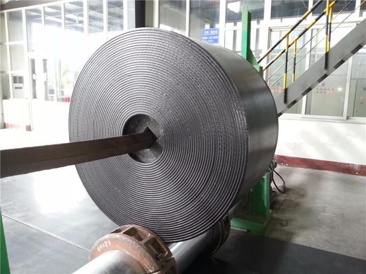 PVC阻燃輸送帶打滑現(xiàn)象的產生皆因以下因素“搗